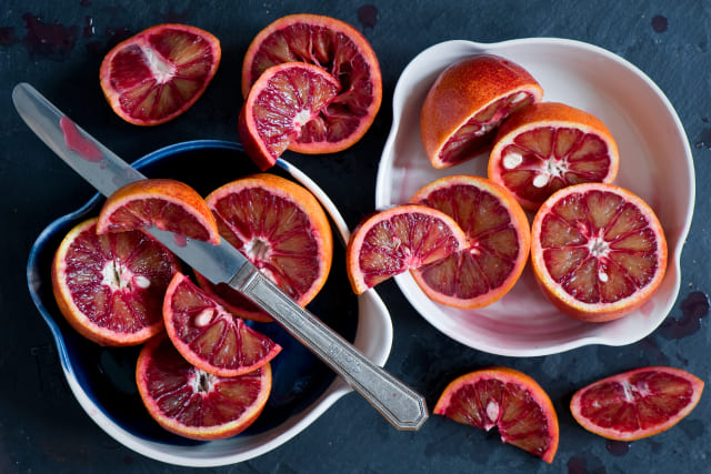 Разрезанные плоды сицилийского апельсина